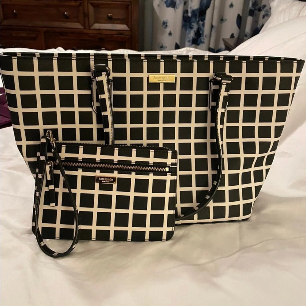 Kate spade tote with wristlet